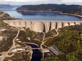 Barrage hydro&eacute;lectrique Manic-5 (cr&eacute;dit : Hydro-Qu&eacute;bec )